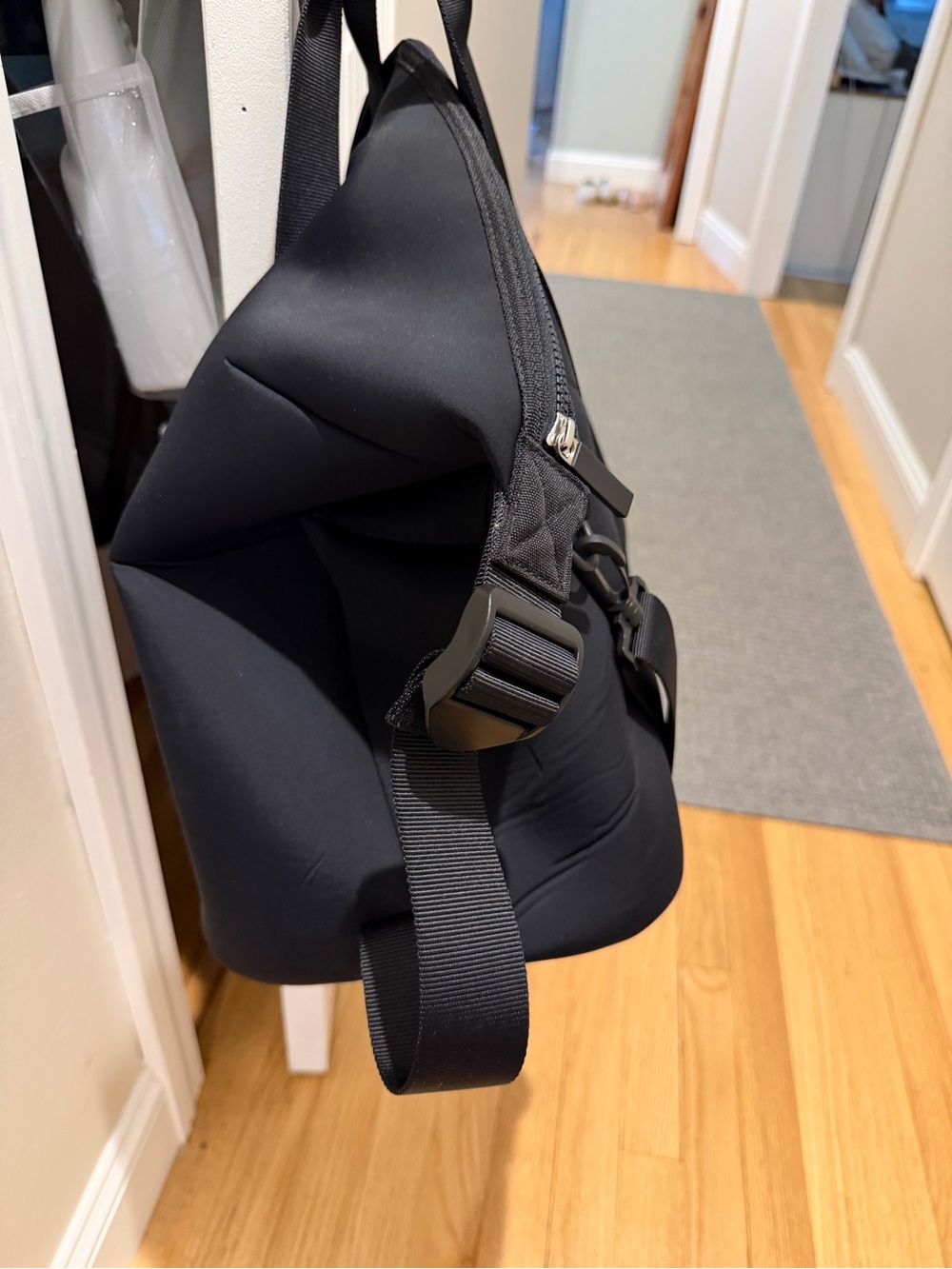 Athleta Weekender Duffle Bag - Picture 4 of 6